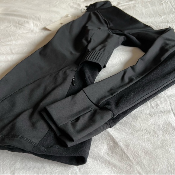 Fabletics- Black Rosalia Performance Jacket- Size M - Picture 3 of 7